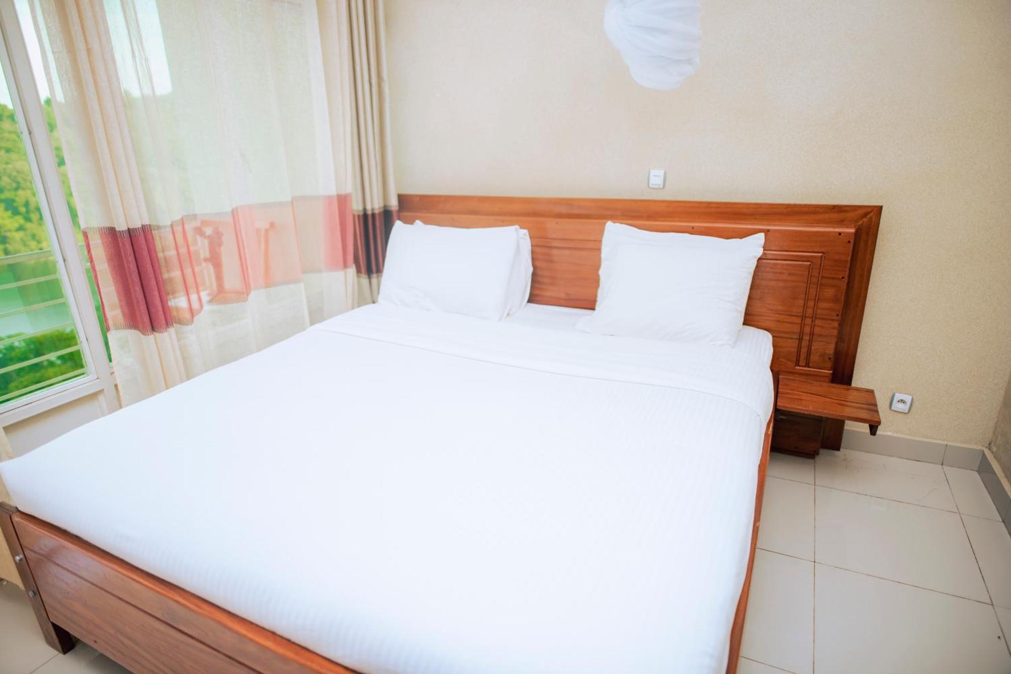 Peace Guest House Muhari Exterior photo