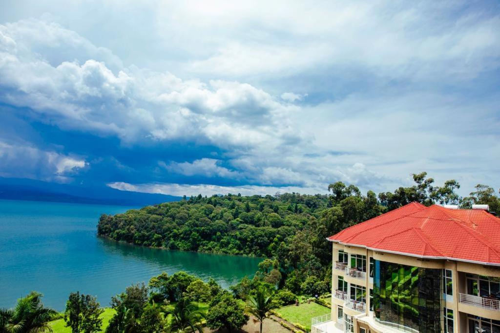 Peace Guest House Muhari Exterior photo
